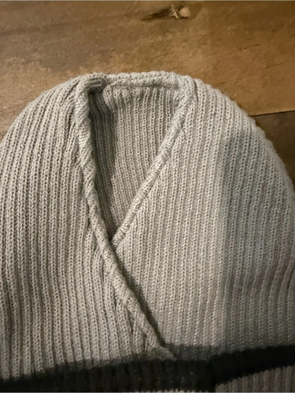 Under Armour Gray Ribbed Knit Ponytail Beanie Winter Running Hat